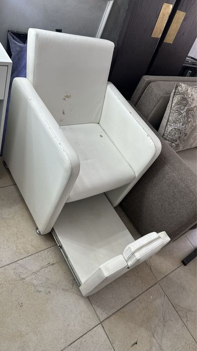 Продам педикюрное кресло