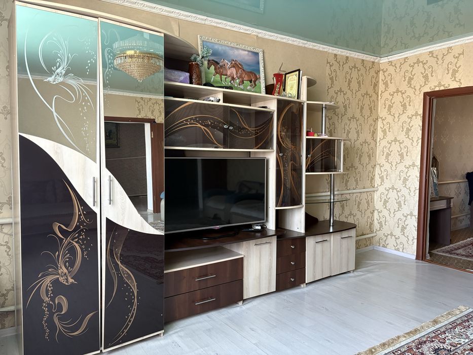 Сенка шкаф сатылады