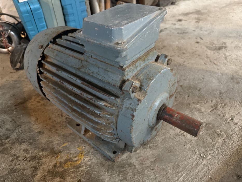 Трифазен електромотор 7.5кВт. 1300 оборота