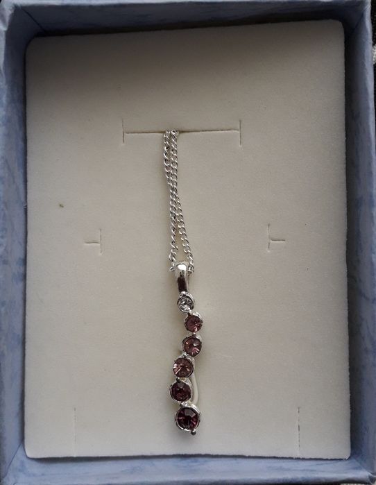 Бижута със сваровски