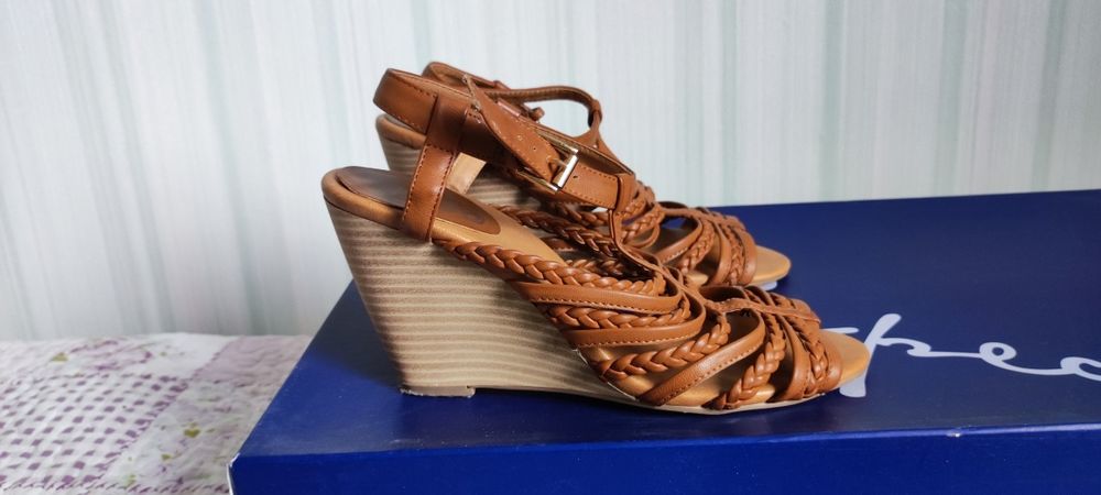 Босоножки Plato, 39 размер
