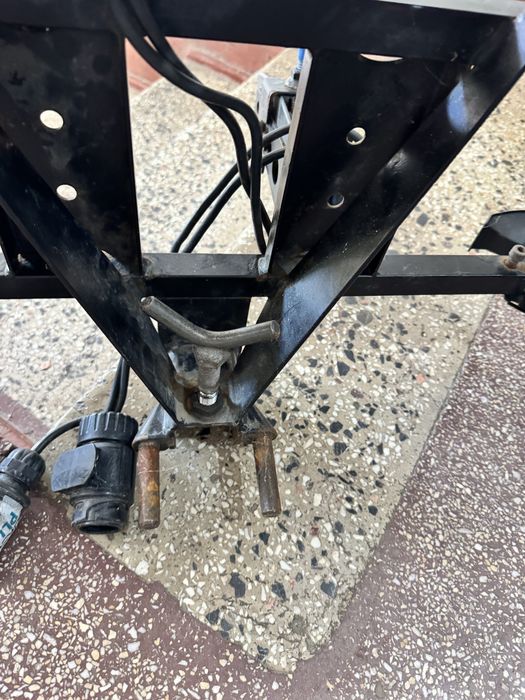 Suport auto pentru 2 biciclete