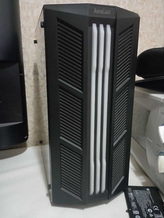 Пустой кейс Aerocool Prime RGB
