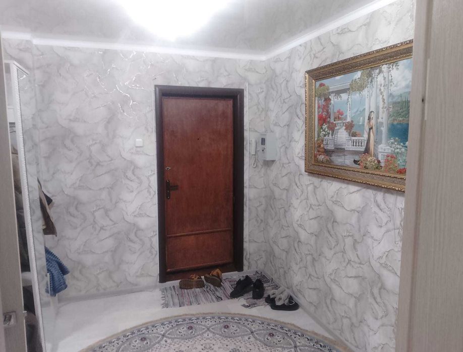 Сдам 2 ком квартиру в мкр Кунаева