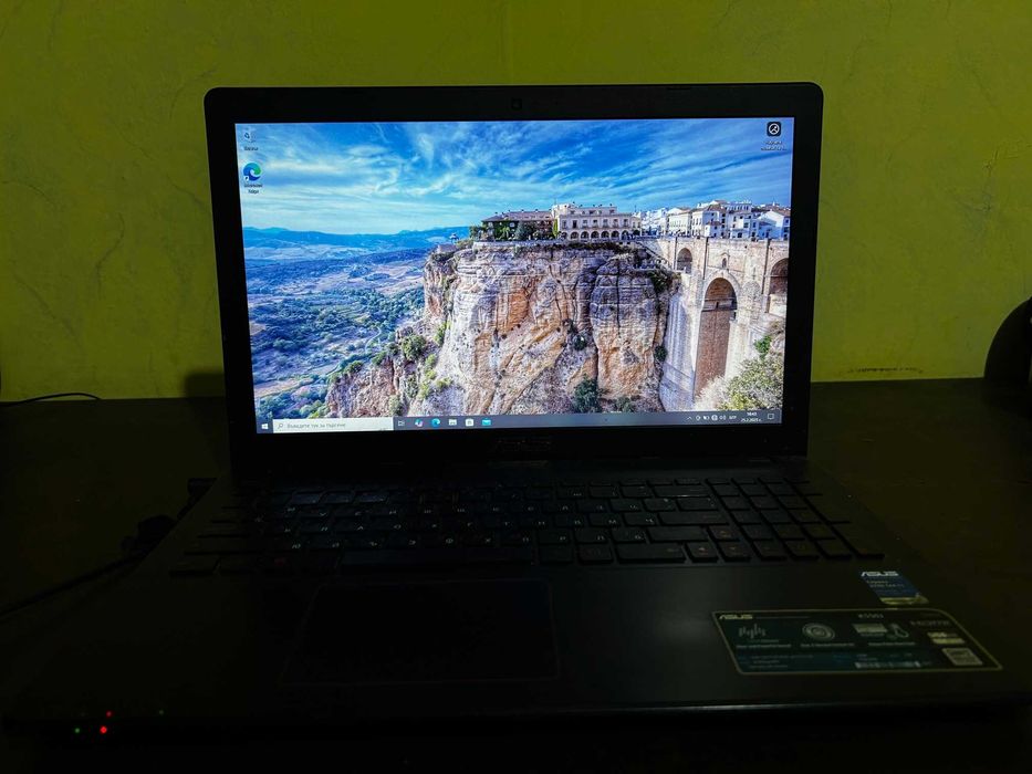 Гейминг ASUS K550J, Intel Core i7-4720HQ, up to 3.6gHz CPU, 1 TB SSD