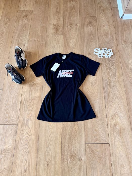 Суперудобна ежедневна тениска Nike oversize