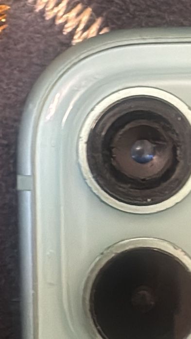 Продам айфон 11 100% акб