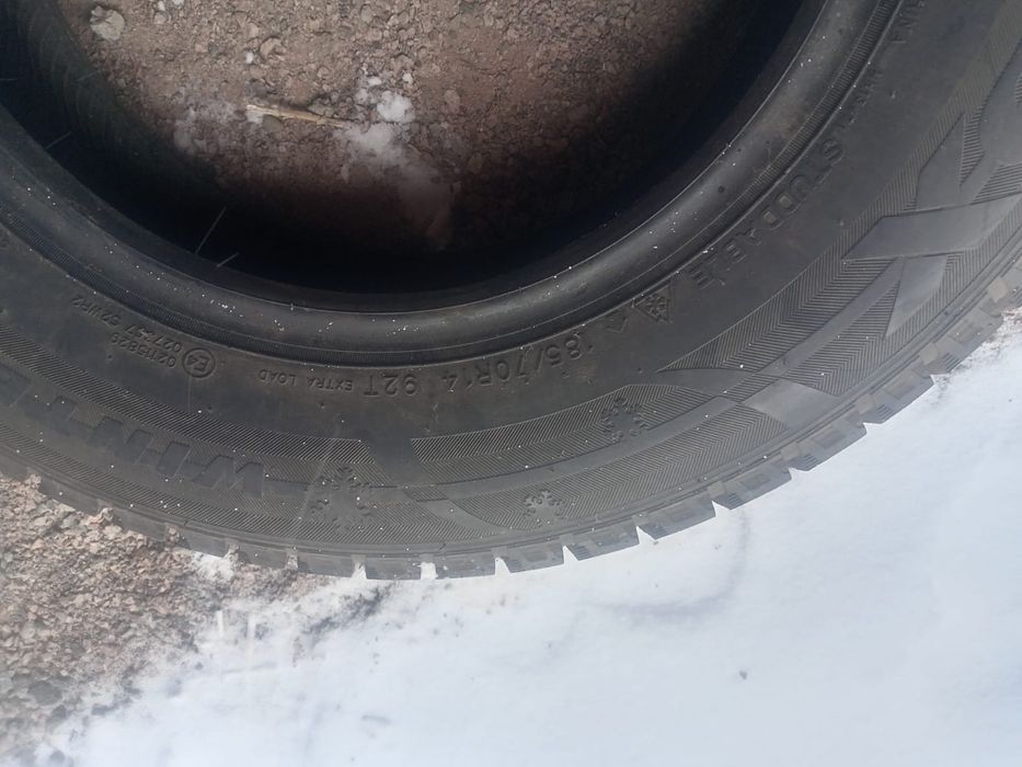 Шины б/у в отличном состоянии