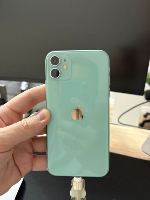 Продаеться iPhone 11 64GB