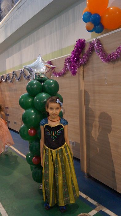 Платья для принцессы 130,140,150см.