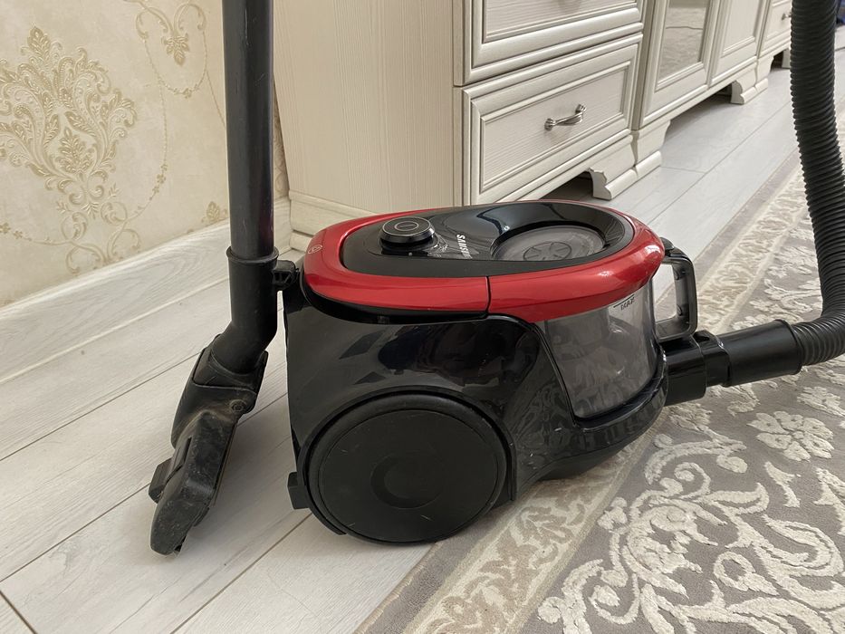 Продам Samsung пылесос рабочий