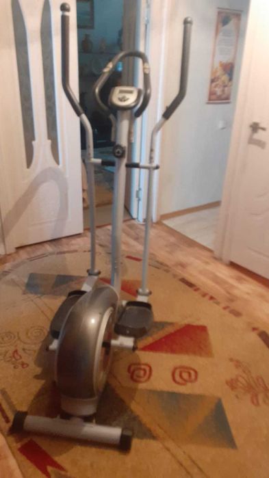 Велотренажер.семь скоростей