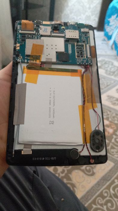 Телефон планшет сатылад