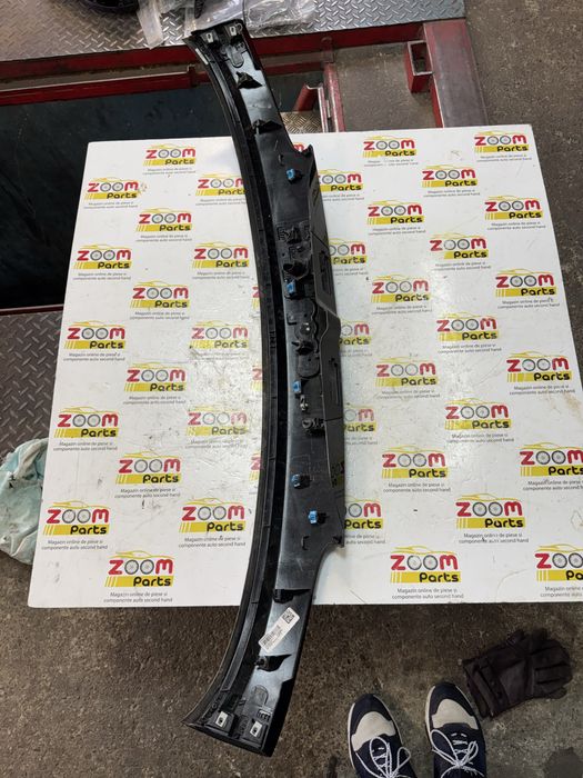 Ornament haion Jeep Compass 2017-2025