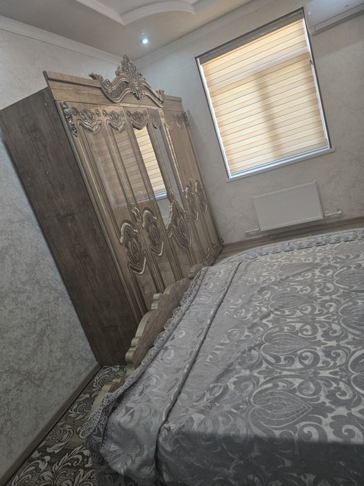 Ижорага 3хонали 3каватда жойлашган янги навостройка квартира