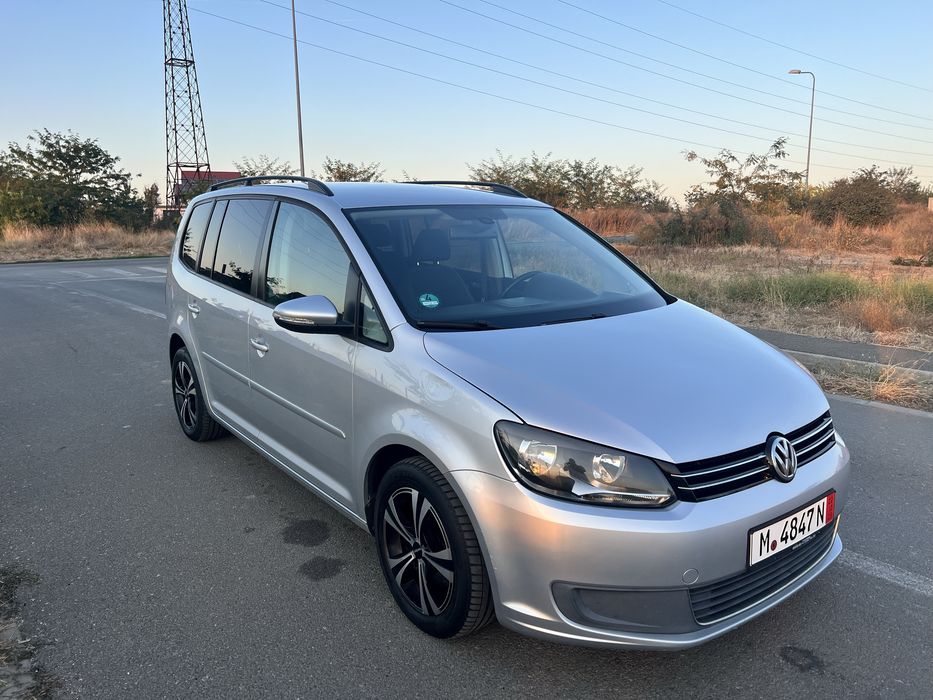 VOLKSWAGEN Touran 2012 — imagine 2