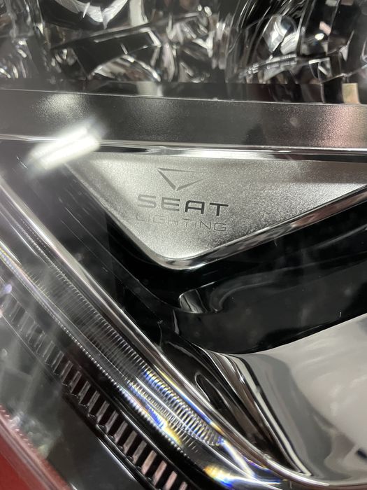 Seat ateca 2020 FR Десен лед фар фарове