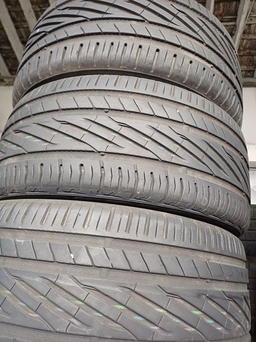 Гуми 235/45/17 Унироял