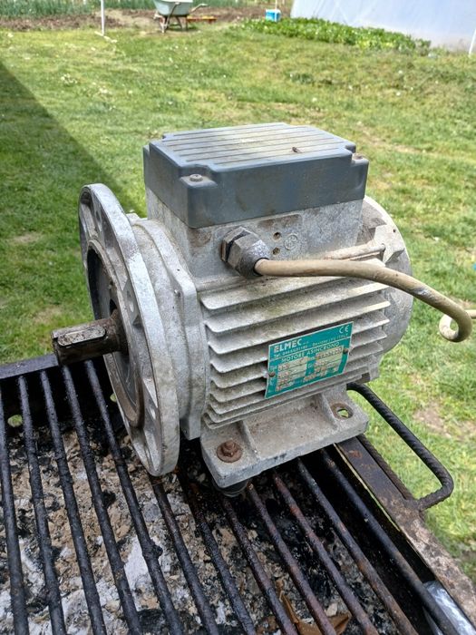 Motor electric asincron