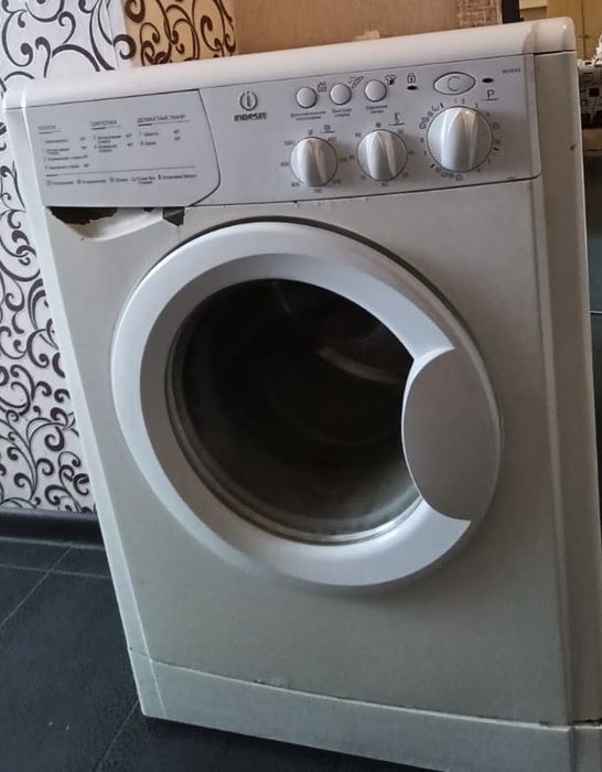 Продам стиральную машинку