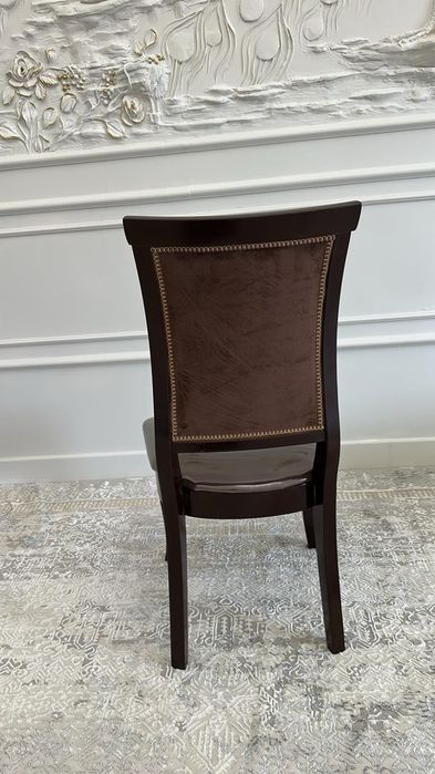 Стулья для гостиной и кухни