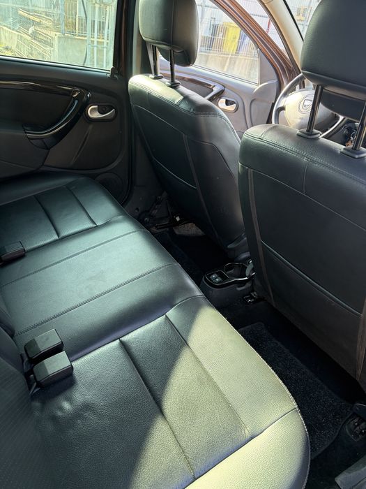 Vand dacia duster impecabil!!