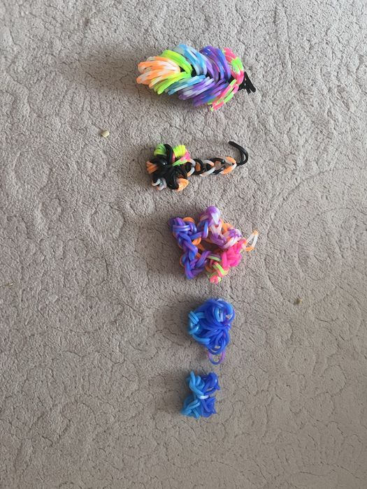 Продам поделки из резинок