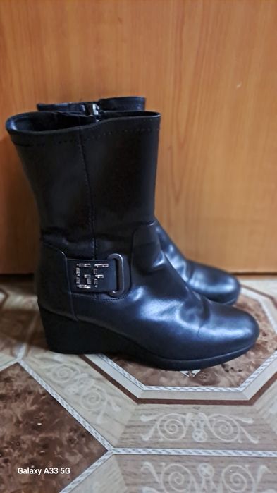 Женские зимние сапожки