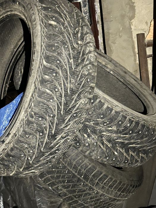 Зимние  Шины 18,19, 20 размер Hankook i Michelin