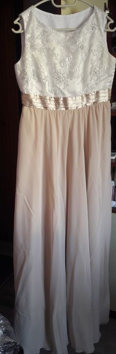 Дълга официална рокля