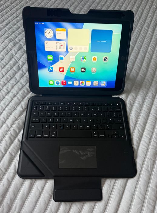 iPad 9 64GB WiFi Black Roblox jocuri Netflix Office Minecraft