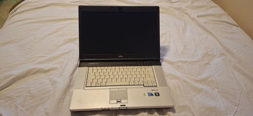 Fujitsu Lifebook E780 | SSD 120GB Kingston, 4GB RAM | Servisat & Testat