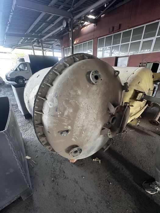 Реактор емкость цистерна бочкалар