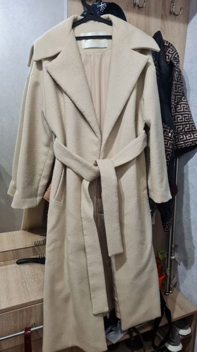 Пальто осеннее Бу