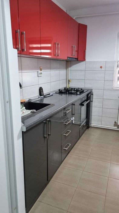 Inchiriez apart.2 camere Buzau, zona Spiru Harey