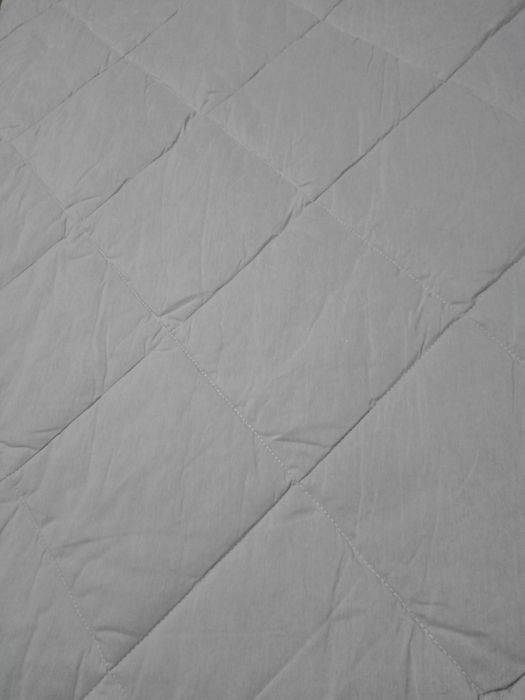 Двойно одеяло с пълнеж от мериносова вълна 195 /220 см а