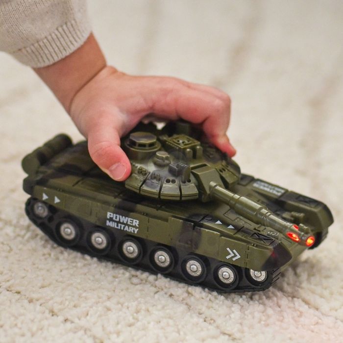 Игровой набор 4 в 1 Игрушечная военная машина с фрикционной сиреной и