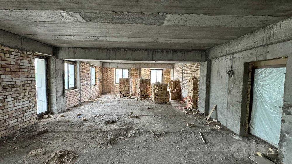 Продаётся  3-4 комнатная квартира с кадастром   92 м² в «Нукус авеню»