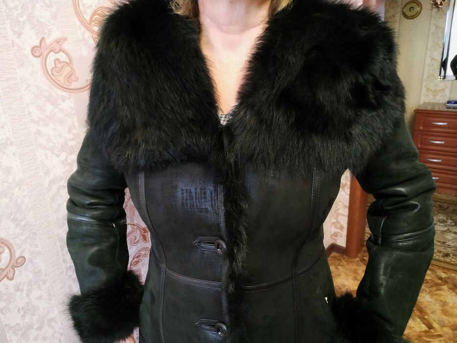 Продам дублёнку женскую