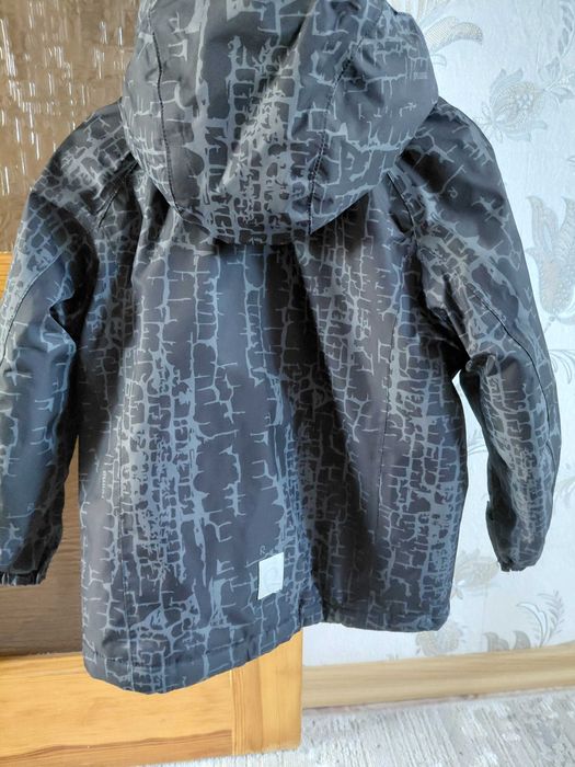 Продам куртку reims