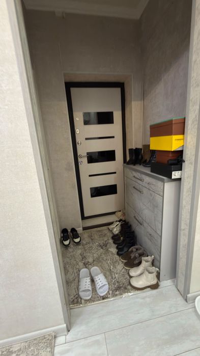 Своя 1 4/4комн кв перед на 3 Эко базар 60000yе