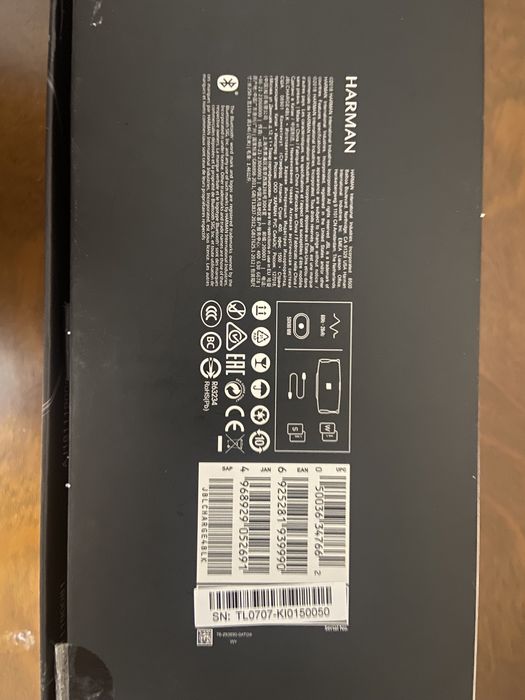 Колоноки JBL Charge 4