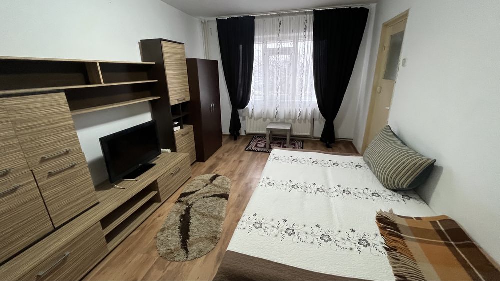 De inchiriat garsoniera 21 mp Baraolt Vest, Centrala