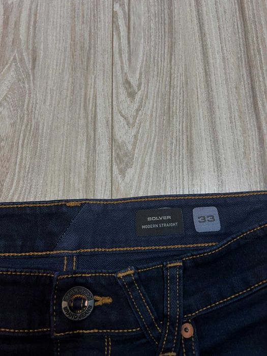 Blugi Volcom, mărime 33, ca noi