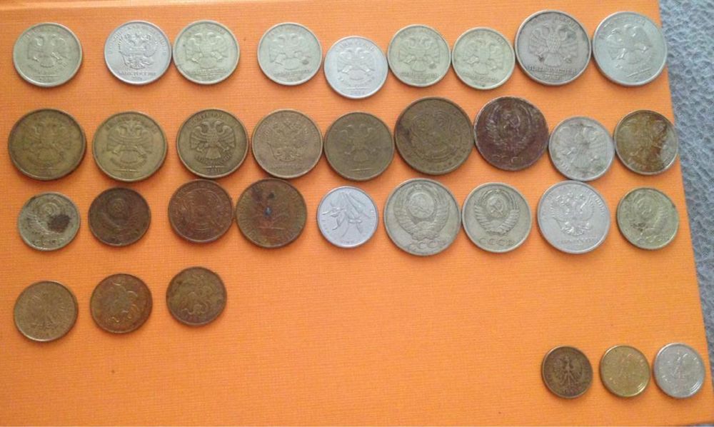 Продам монеты цены договорные