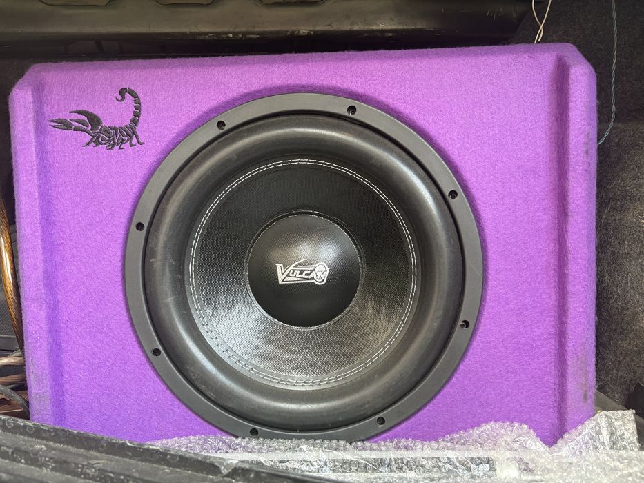 Продам сабвуфер