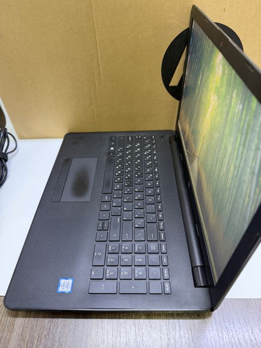 Ноутбук HP 15-bs003ur