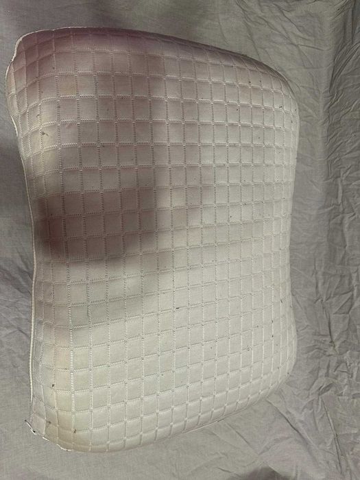 KLUBBSPORRE Pernă ergonomică, pe o parte/spate, 44x56 cm