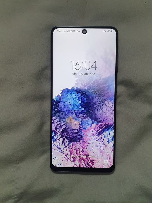 Tel.Samsung S 20 plus.