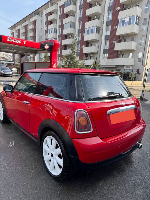 Mini Cooper One 1.4 benzina 2010 cutie automata